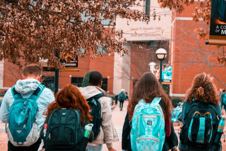 How Colleges View ACT Scores: Minimums, Superscoring, and Beyond