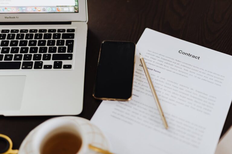 Writing a Retail Store Manager Résumé That Gets Interviews